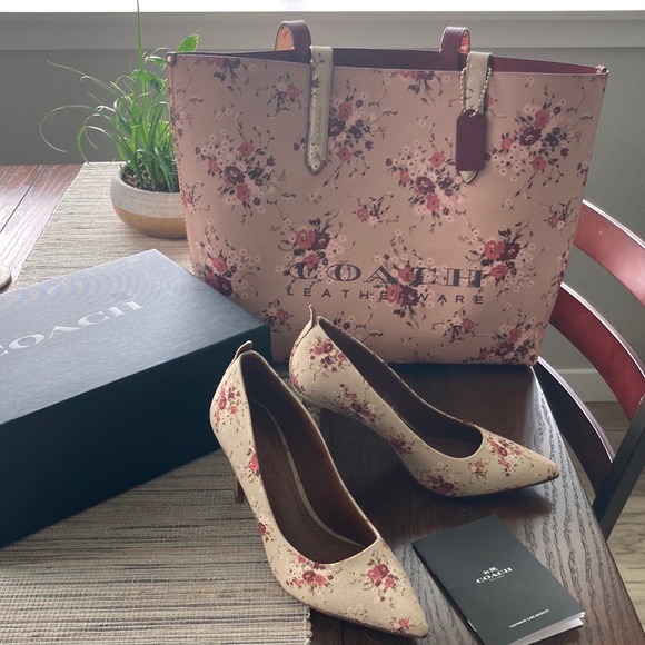 Coach Handbags - Coach shoes and bag 👡🌺 SET!